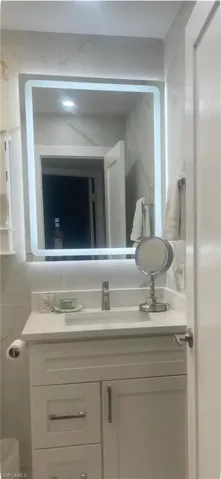 200 Turtle Lake Ct 309, Naples, Florida 34105