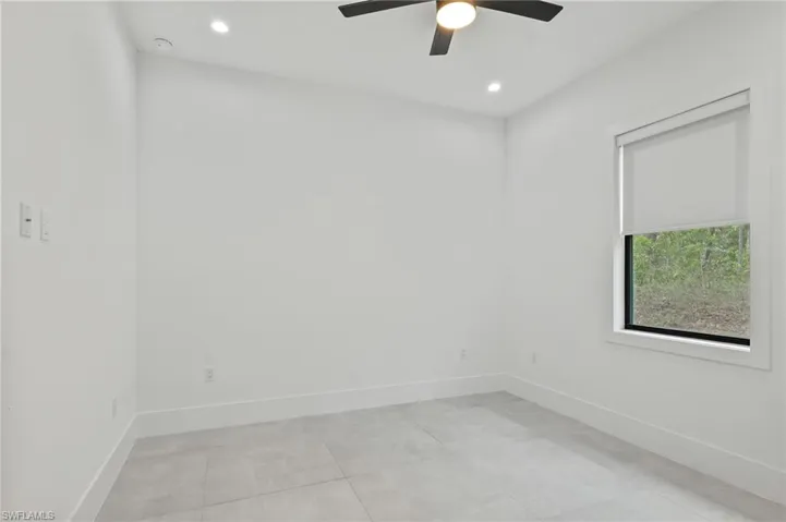 106 18th Ave Ne, Naples, Florida 34120