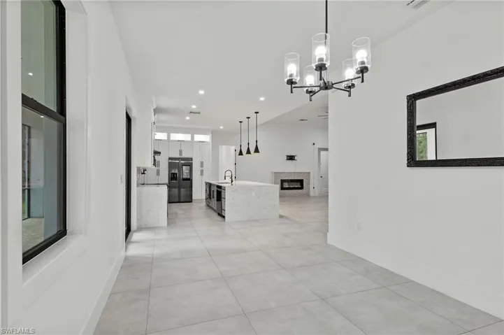 106 18th Ave Ne, Naples, Florida 34120