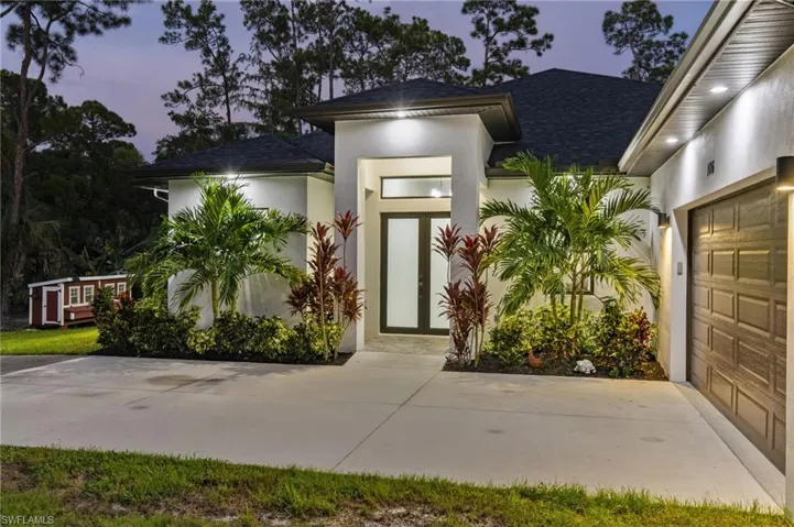 106 18th Ave Ne, Naples, Florida 34120