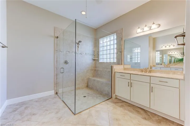 10422  Sirene  WAY, Fort Myers, FL 33913