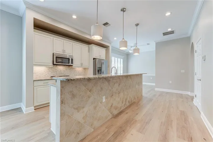 10422  Sirene  WAY, Fort Myers, FL 33913