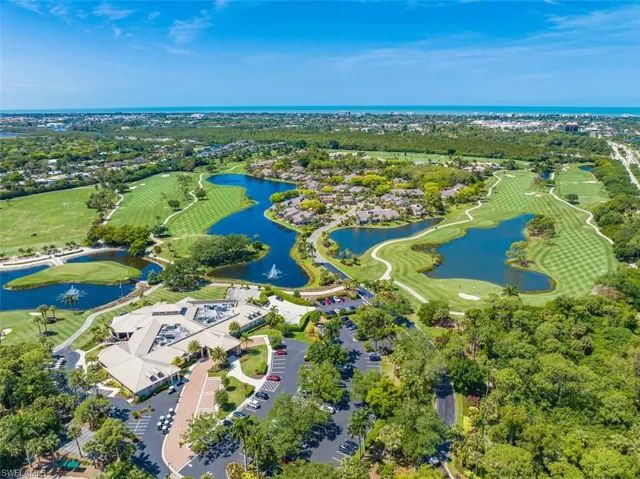 Bear's Paw Country Club