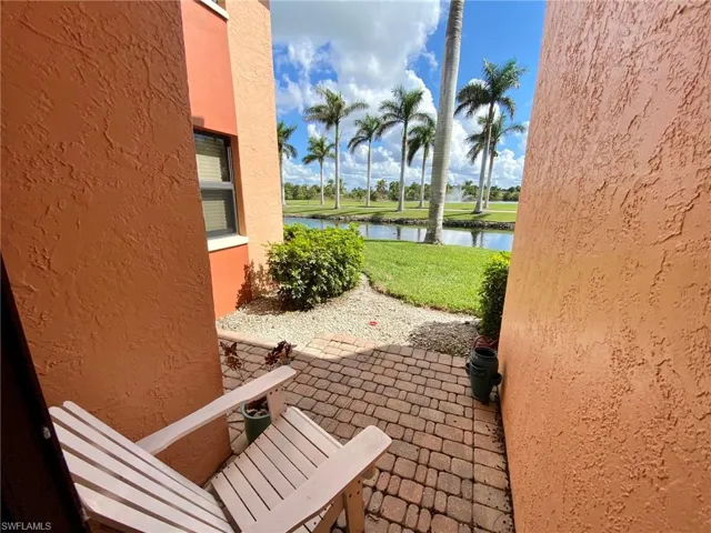 1516  Mainsail  DR, Naples, FL 34114