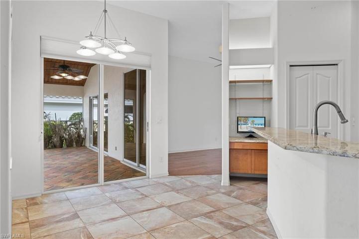 Breakfast Room