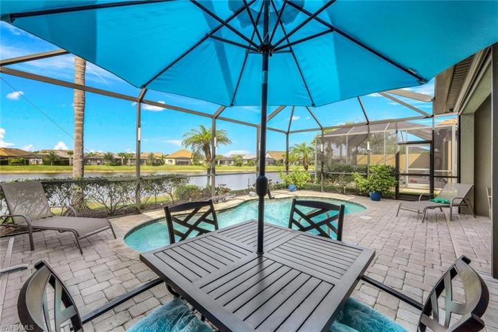 7627 Jacaranda LN, NAPLES FL 34114