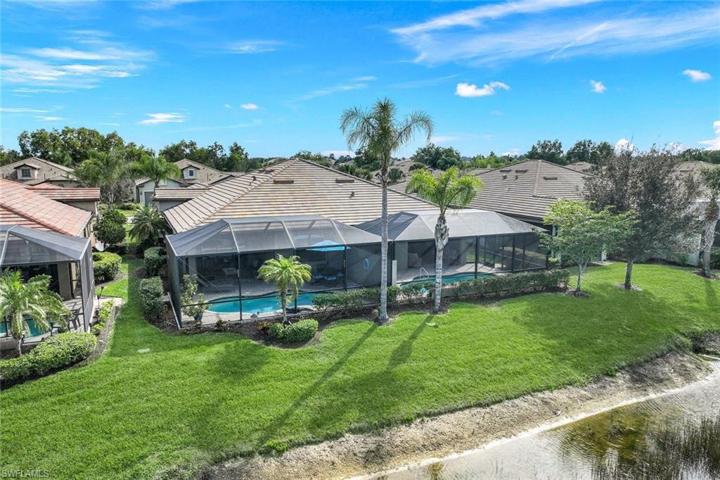 7627 Jacaranda LN, NAPLES FL 34114