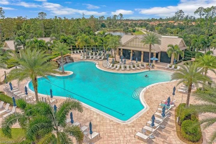 7627 Jacaranda LN, NAPLES FL 34114