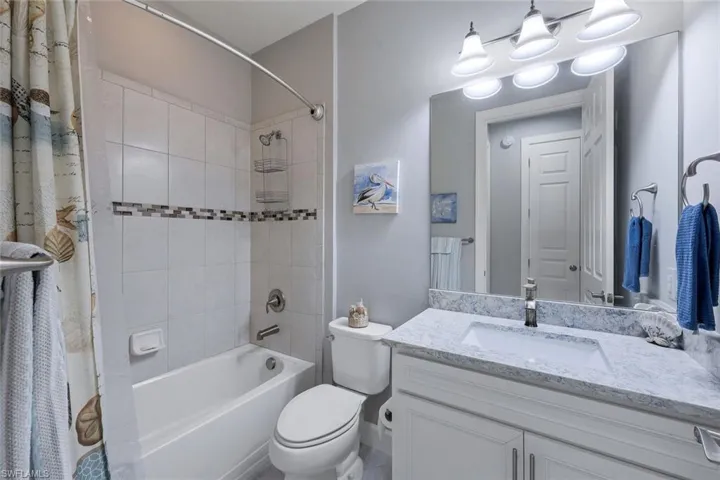 7627 Jacaranda LN, NAPLES FL 34114