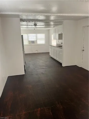 275  Ellis  ST, North Fort Myers, FL 33903