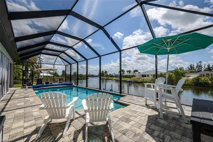 VIEW OF THE LARGE POOL