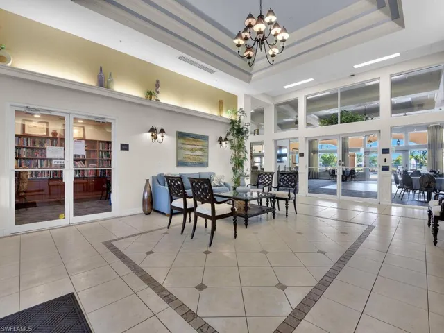 7539  Berkshire Pines  DR, Naples, FL 34104