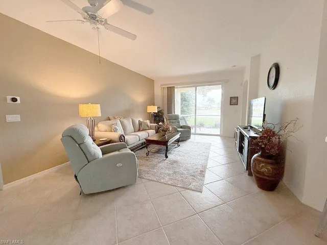 7539  Berkshire Pines  DR, Naples, FL 34104