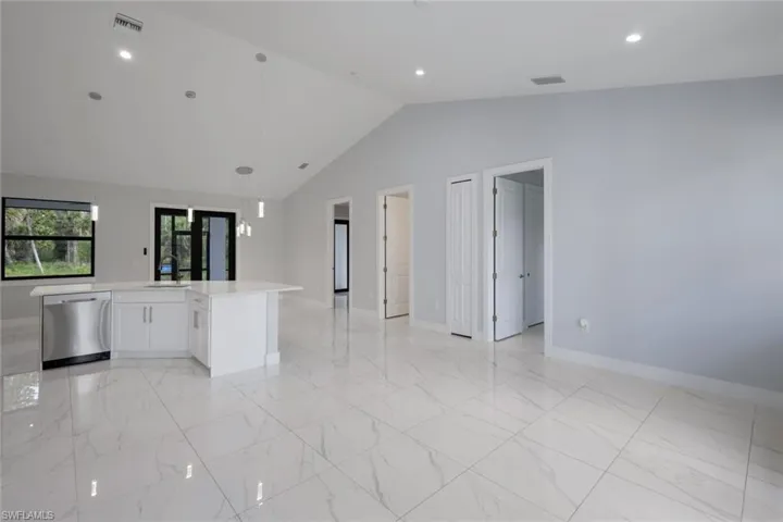 3765  10th SE AVE, Naples, FL 34117