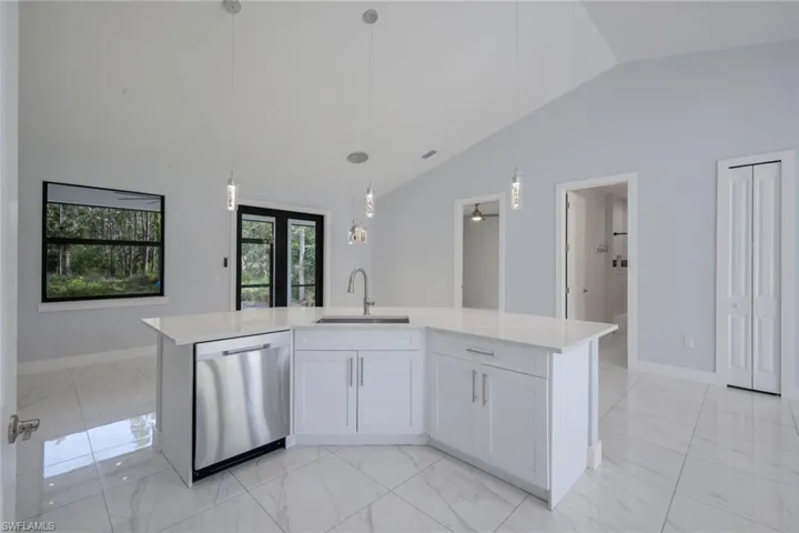 3765  10th SE AVE, Naples, FL 34117
