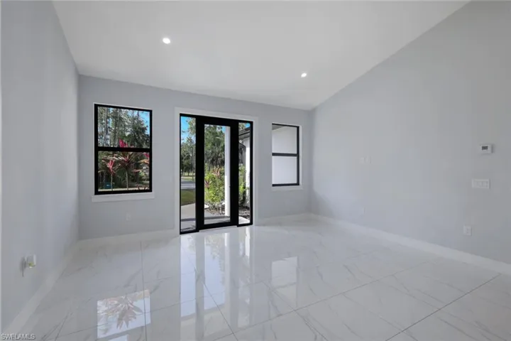3765  10th SE AVE, Naples, FL 34117