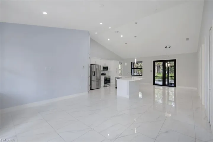 3765  10th SE AVE, Naples, FL 34117
