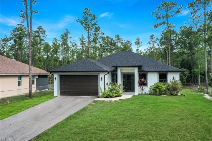 3765  10th SE AVE, Naples, FL 34117