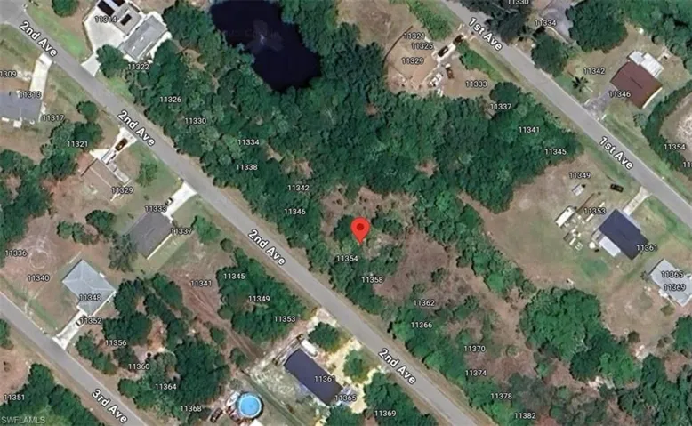 Aerial map of property and surrounding area