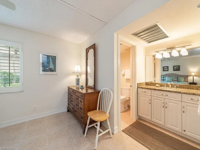 7  Bob O Link  CT, Naples, FL 34105