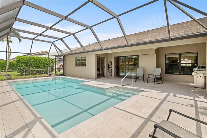 1348  Monarch  CIR, Naples, FL 34116