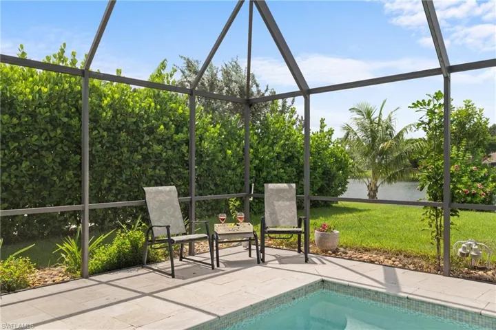 1348  Monarch  CIR, Naples, FL 34116
