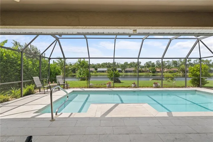 1348  Monarch  CIR, Naples, FL 34116