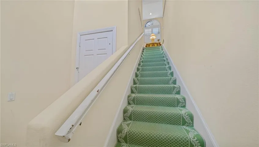 Stairs or elevator to the main floor