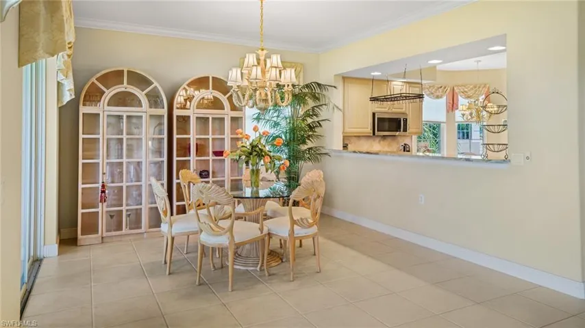 786  Regency Reserve  CIR, Naples, FL 34119