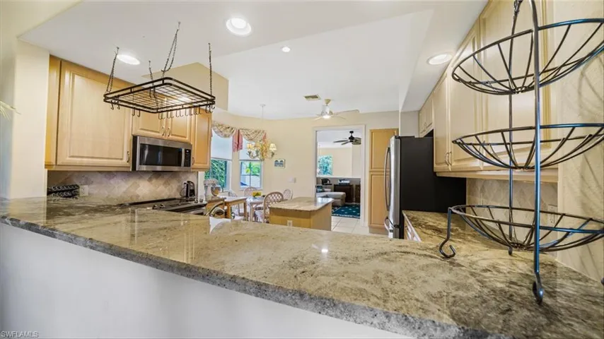 786  Regency Reserve  CIR, Naples, FL 34119