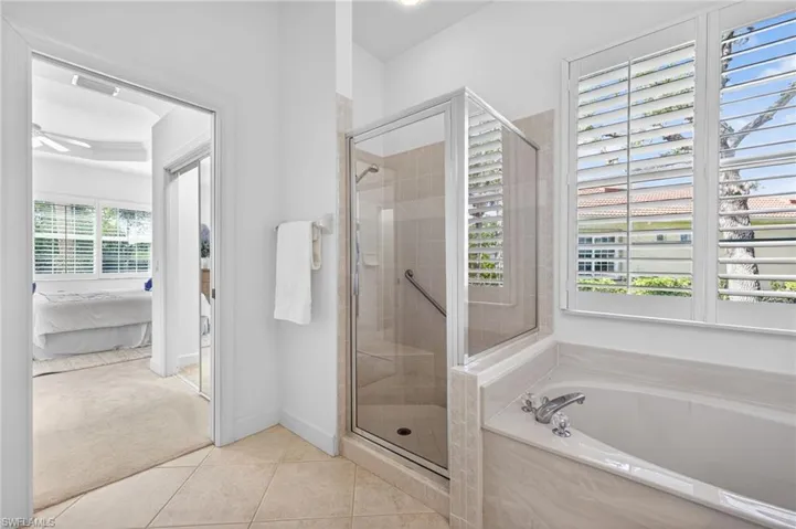 8923 Dartmoor Way, Fort Myers, Florida 33908