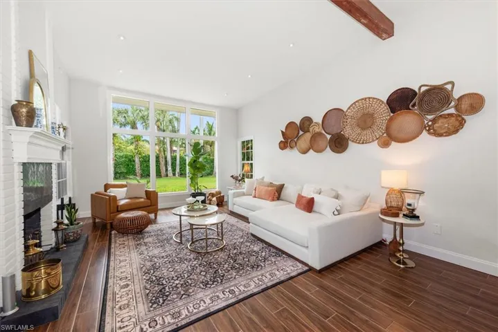 991 Aqua Ln, Fort Myers, Florida 33919