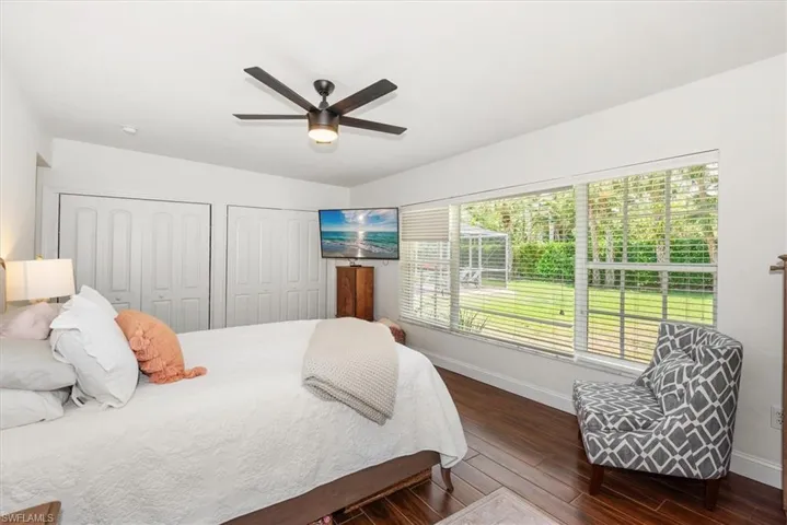 991 Aqua Ln, Fort Myers, Florida 33919