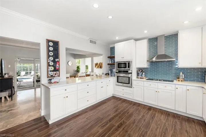 991 Aqua Ln, Fort Myers, Florida 33919