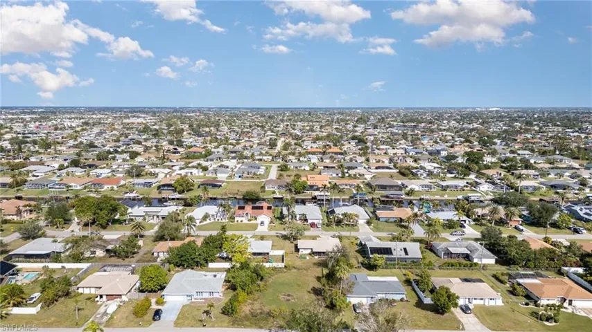 317 SE 32nd Ter - Ariel View