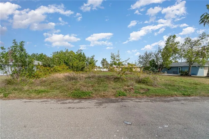 317 SE 32nd Ter
