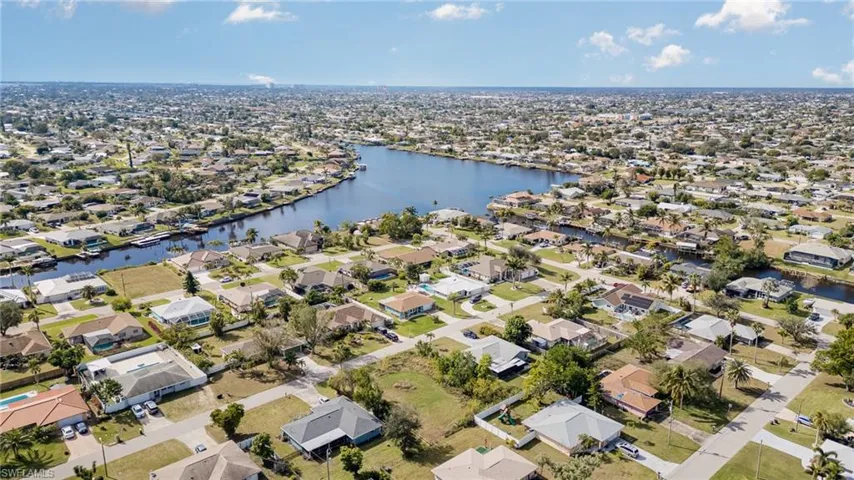 317 SE 32nd Ter - Ariel View