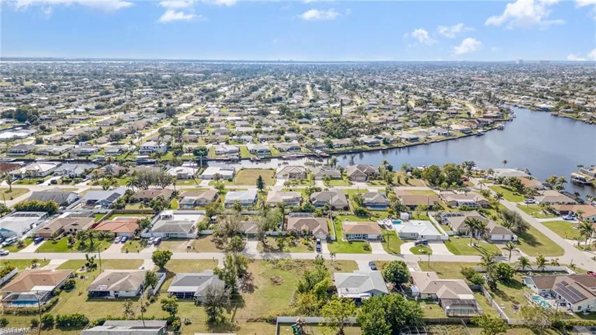 317 SE 32nd Ter - Ariel View