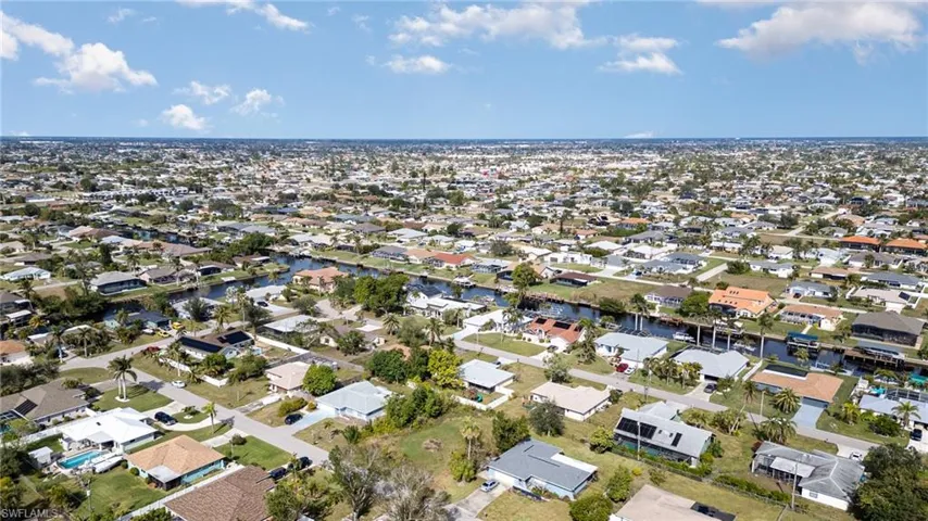 317 SE 32nd Ter - Ariel View