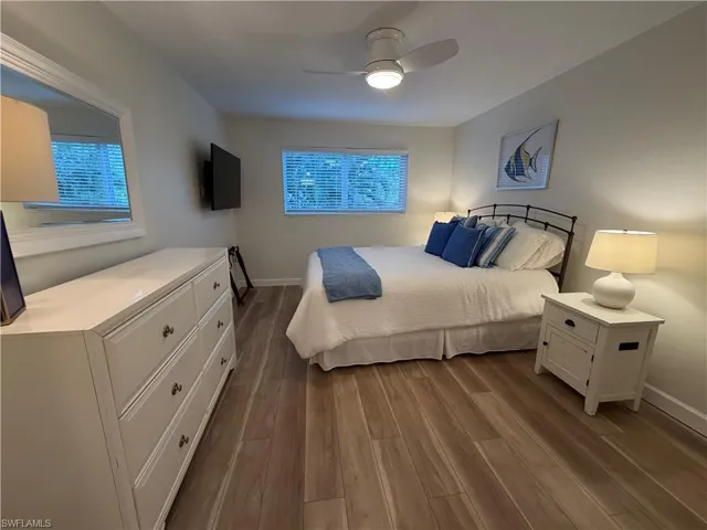 180 Turtle Lake Ct 206, Naples, Florida 34105