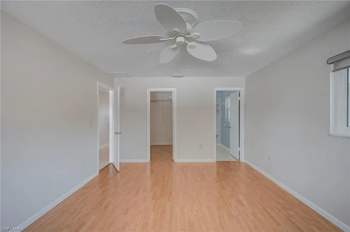 Pwner's Suite with doors to walk-in closet and Owner's Bath!