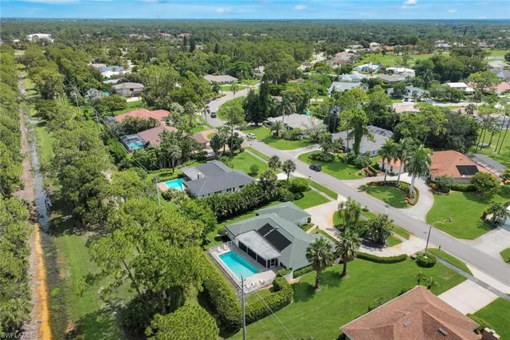 Pool home located minutes from the Gulf beaches!