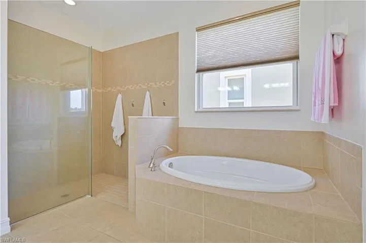 3874  Eldon  ST, Fort Myers, FL 33916