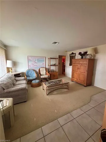 1517 Se 42nd St, Cape Coral, Florida 33904