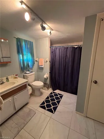 1517 Se 42nd St, Cape Coral, Florida 33904