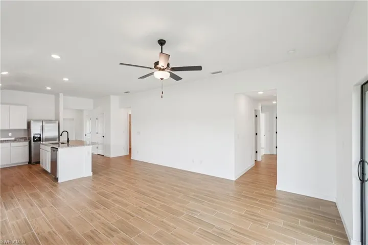 144  Blackstone  DR, Fort Myers, FL 33913