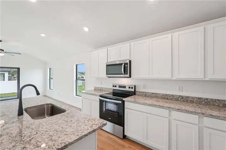 144  Blackstone  DR, Fort Myers, FL 33913
