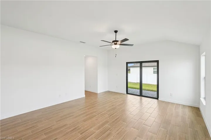 144  Blackstone  DR, Fort Myers, FL 33913
