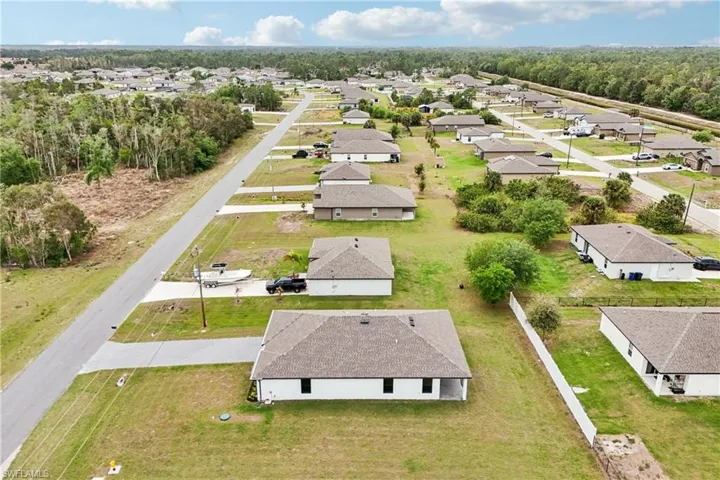 144  Blackstone  DR, Fort Myers, FL 33913