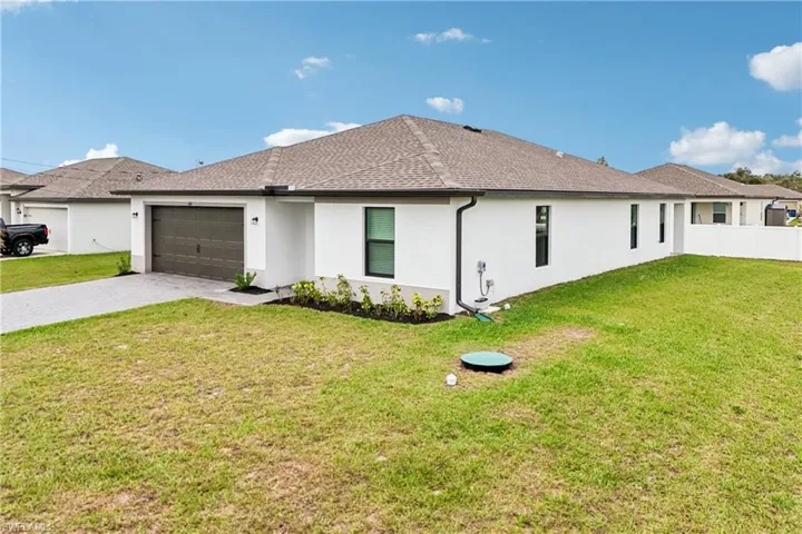 144  Blackstone  DR, Fort Myers, FL 33913